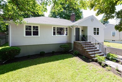 25 Angus St, Quincy, MA 02171 - photo 2