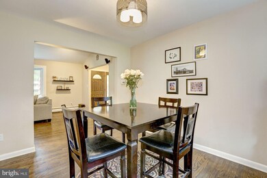 17215 Emerson Dr, Silver Spring, MD 20905 - photo 7