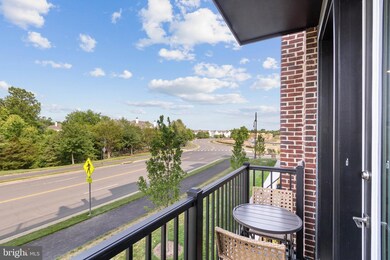 43256 Farringdon Square, Broadlands, VA 20148 - photo 4