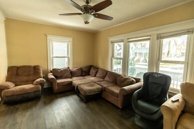 27 Thorndyke St, Springfield, MA 01118 - photo 6