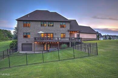 133 Christopher Way Twi GUnit-42