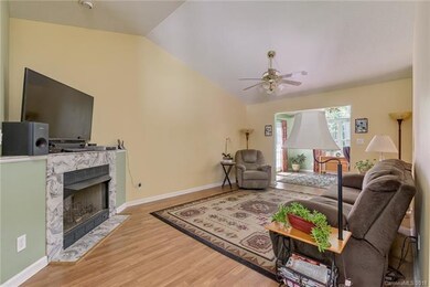 4865 Burton Ln, Denver, NC 28037 - photo 4