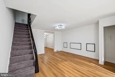 6040 Tulip St, Philadelphia, PA 19135 - photo 4