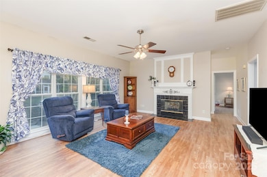 419 Matthews Estates Rd, Matthews, NC 28105 - photo 7