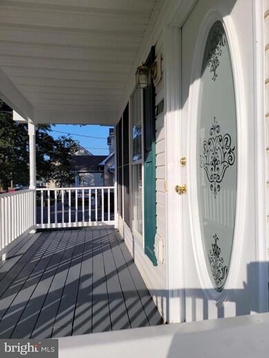 217 N Greenway Ave, Boyce, VA 22620 - photo 4