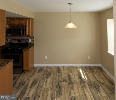 6434 Lamplighter Ridge, Glen Burnie, MD 21061 - photo 6
