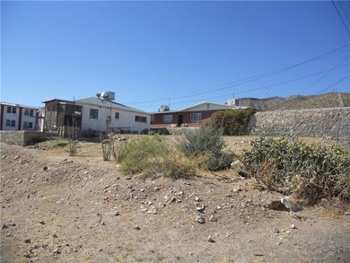 2627 Sacramento Ave, El Paso, TX 79930 - photo 6