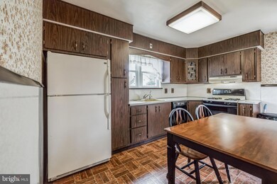 212 Walnut St, Delanco, NJ 08075 - photo 7