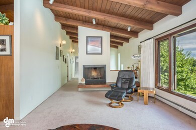 6516 Blackberry Street-large-007-33-Livi