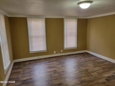1627 W 3rd St, Joplin, MO 64801 - photo 3