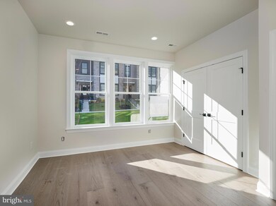 345 Horseshoe Trail unit 16B, Newtown Square, PA 19073 - photo 4