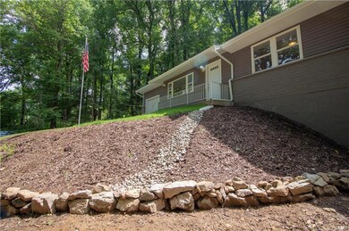 4782 Chestnut Hill Rd, Center Valley, PA 18034 - photo 4