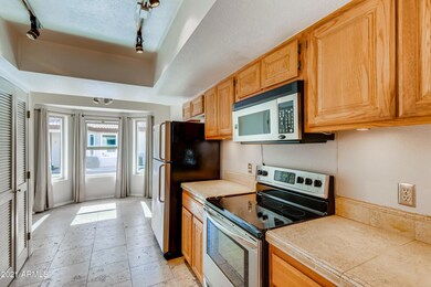 18 Kitchen
