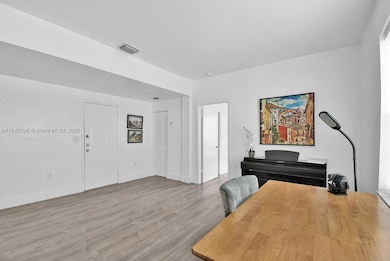 1051 Meridian Ave unit 1C, Miami Beach, FL 33139 - photo 5