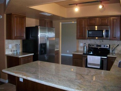 1807 W Mandalay Kitchen 4