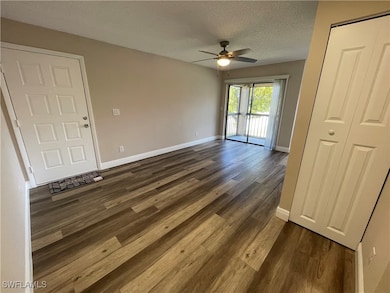 5325 Summerlin Rd unit 2513, Fort Myers, FL 33919 - photo 2