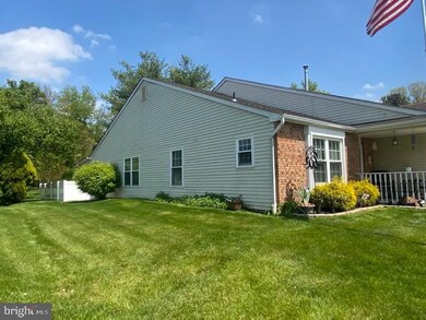 73 Knollwood Dr, Woodbury, NJ 08096 - photo 3