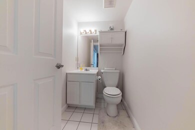 unlisted-address, Columbus, OH 43201 - photo 3