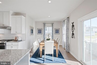 8357 Mcgill Ct, North Laurel, MD 20723 - photo 7