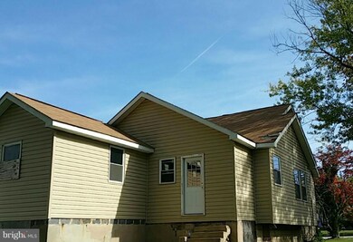 2124 Saint Lukes Ln, Gwynn Oak, MD 21207 - photo 5