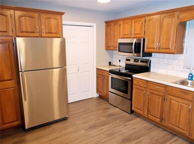 4021 26th St, Columbus, IN 47203 - photo 5