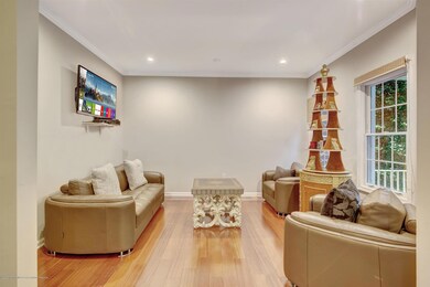 32 Smock Ct, Manalapan, NJ 07726 - photo 5