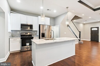 325 Lyndhurst St, Baltimore, MD 21229 - photo 6