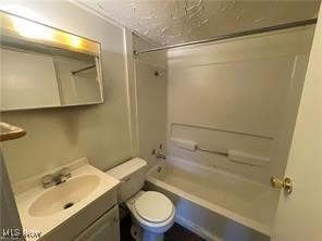 5438 Chapel Rd, Madison, OH 44057 - photo 3