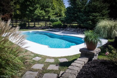 9475 Woodchip Ln, Broadview Heights, OH 44147 - photo 5