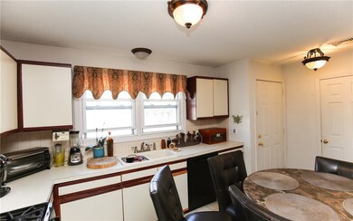 1603 Plainfield Pike unit A1, Johnston, RI 02919 - photo 5