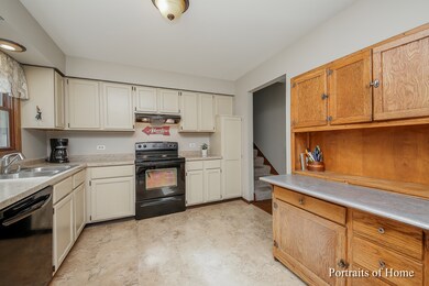 422 Manchester Ave, Batavia, IL 60510 - photo 5