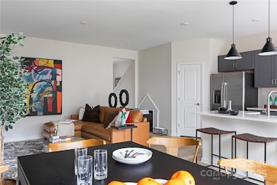 3045 Hutton Gardens Ln, Charlotte, NC 28269 - photo 4