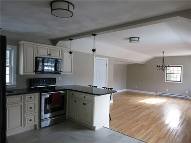 94 Lexington Ave, West Warwick, RI 02893 - photo 4