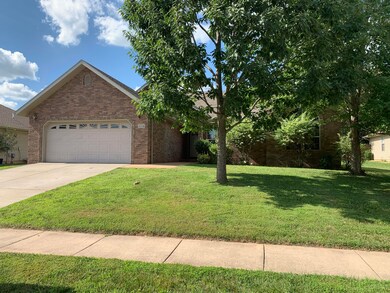 795 E Roubidoux St, Nixa, MO 65714 - photo 4