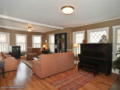 418 Coe St, Woonsocket, RI 02895 - photo 4