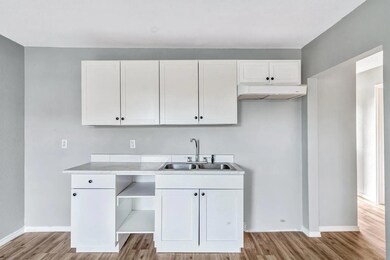 901 S Barrett Ave, Denison, TX 75020 - photo 5