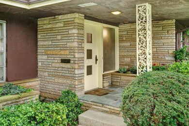 434 E Schreyer Place, Columbus, OH 43214 - photo 2