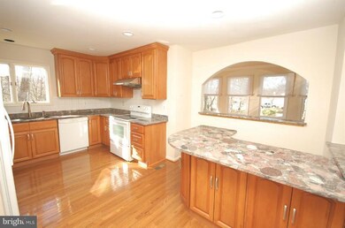 6921 Parchment Rise, Columbia, MD 21044 - photo 5