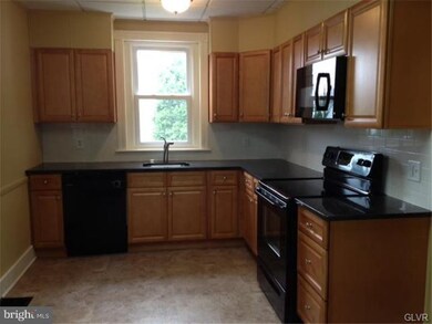 245 E Goepp St, Bethlehem, PA 18018 - photo 2