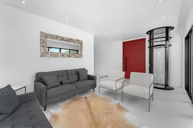 2nd level great room