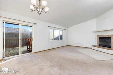 05-Living Room-DW-1643-Edit
