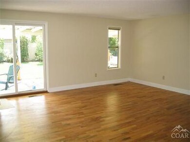 1219 NE Thompson Dr, Bend, OR 97701 - photo 2