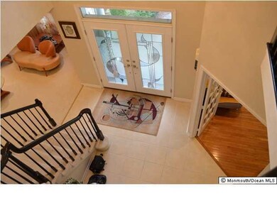 17 Wildflower Ct, Manalapan, NJ 07726 - photo 2