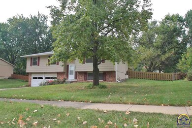 4823 SW Commanche Rd, Topeka, KS 66614 - photo 2