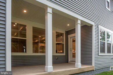 8761 Southern Oaks Place, Lorton, VA 22079 - photo 7