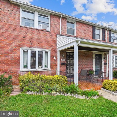 1322 Crofton Rd, Baltimore, MD 21239 - photo 2