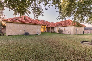 1608 N Ebony St, Pharr, TX 78577 - photo 3