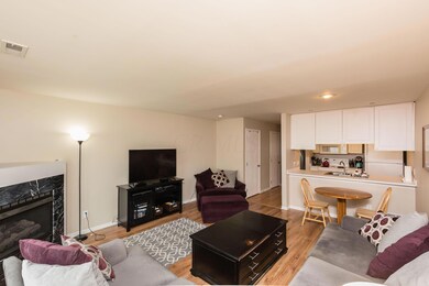 4664 Shalers Dr-05