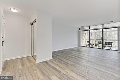 1631 Parkcrest Cir unit 201, Reston, VA 20190 - photo 5