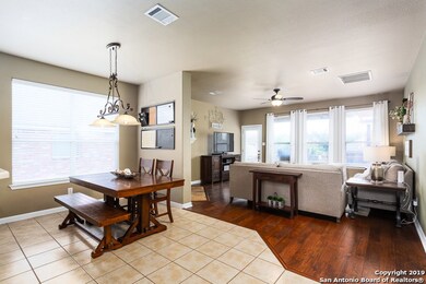 25627 Coral Vine, San Antonio, TX 78261 - photo 5